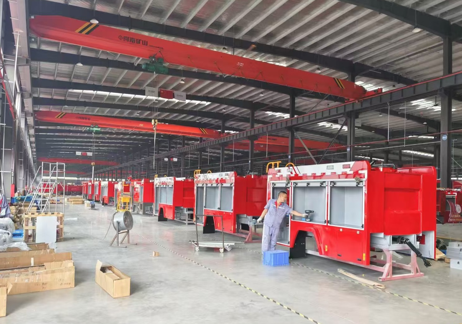 Isuzu fire fighting truck factory