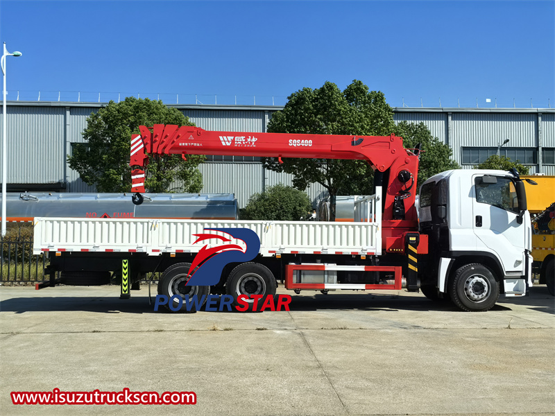 Isuzu GIGA 6X4 straight arm crane