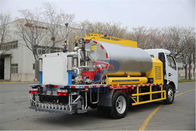 Isuzu NPR 700P Bitumen Sprayer