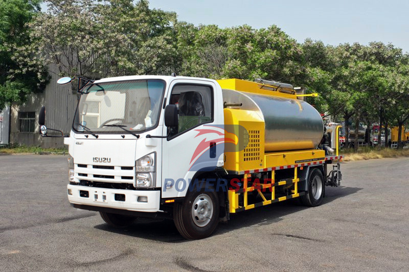 Isuzu 4X2 Automatic Intelligent Asphalt Truck for Paving Work