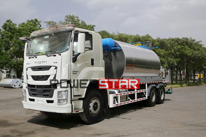 GIGA 13000L Asphalt Distributor Truck Isuzu