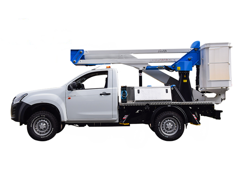 Isuzu 4x4 Pickup with aerial platform