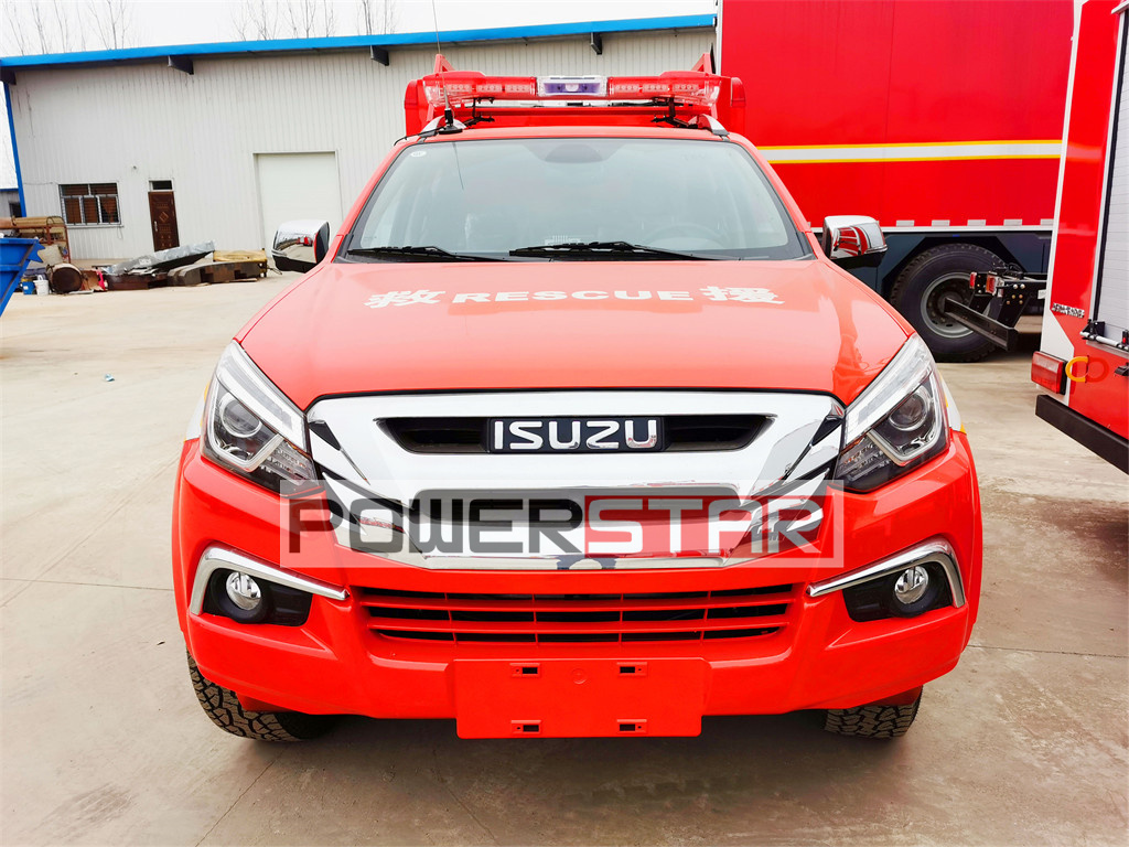 Isuzu pick up lighting fire truck