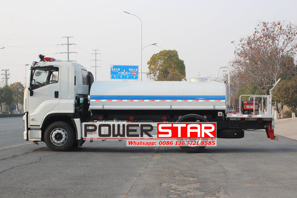 ISUZU FVR 240HP water truck for sale