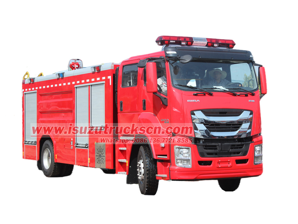 Isuzu FVR pumper tanker fire truck