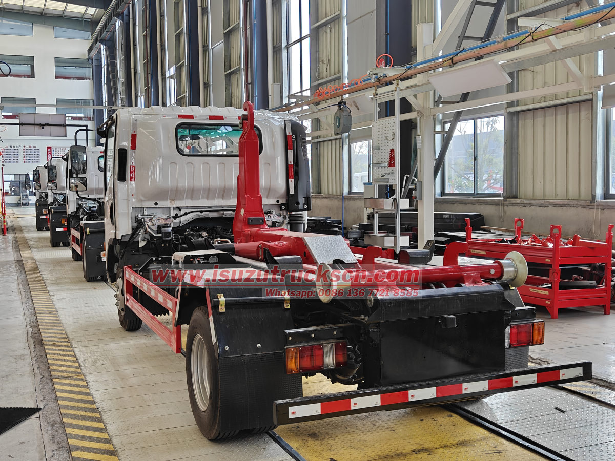 4 units Isuzu NPR 10Tons Hooklift Container Truck export to Mongolia