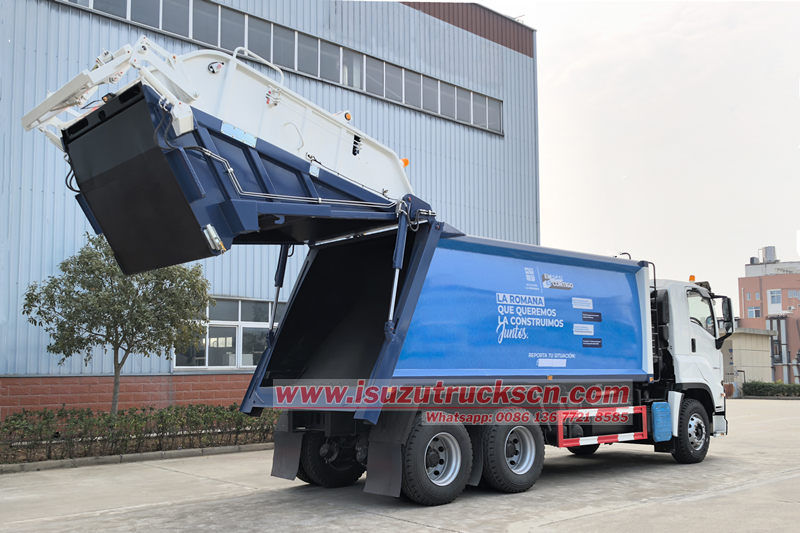 Isuzu 6x4 trash compactor truck
