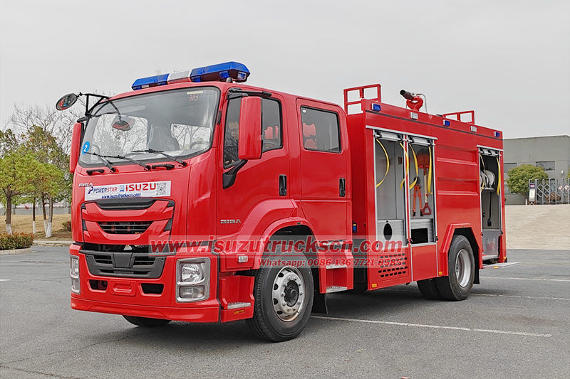 Isuzu foam fire truck