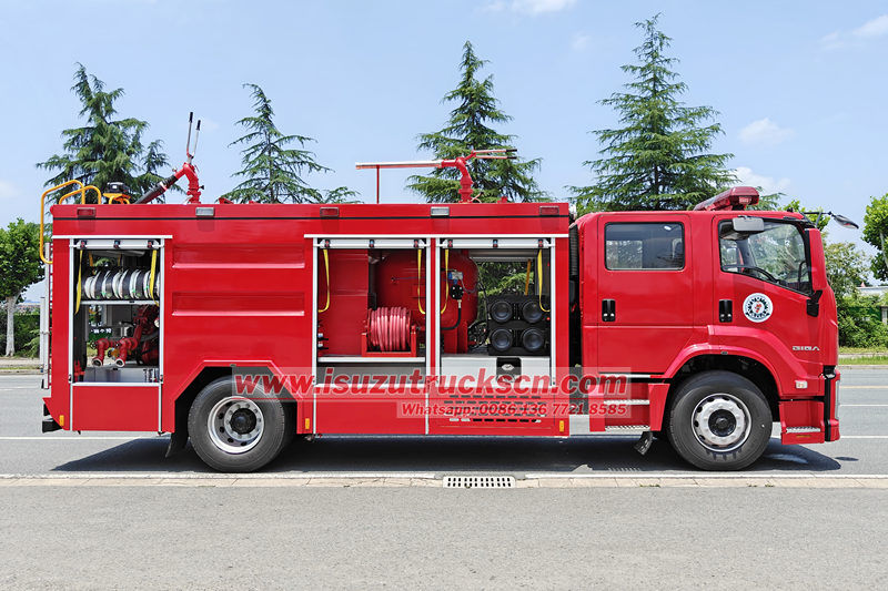 Isuzu GIGA fire truck