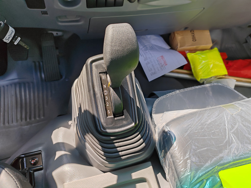 Allison 1000 AMT Automatic Transmission for Isuzu 4x4 Right drive cab chassis AMT model