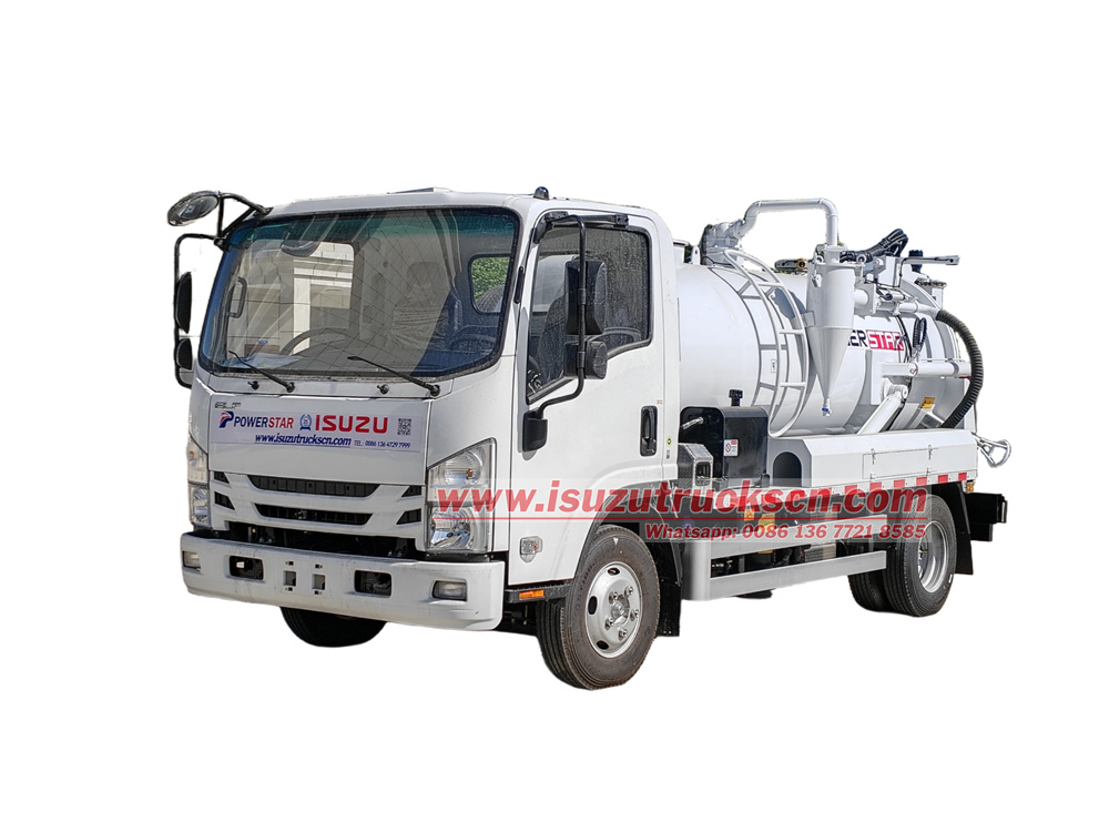 What are the difference between a combined jetting sewer truck and a vacuum suction truck?