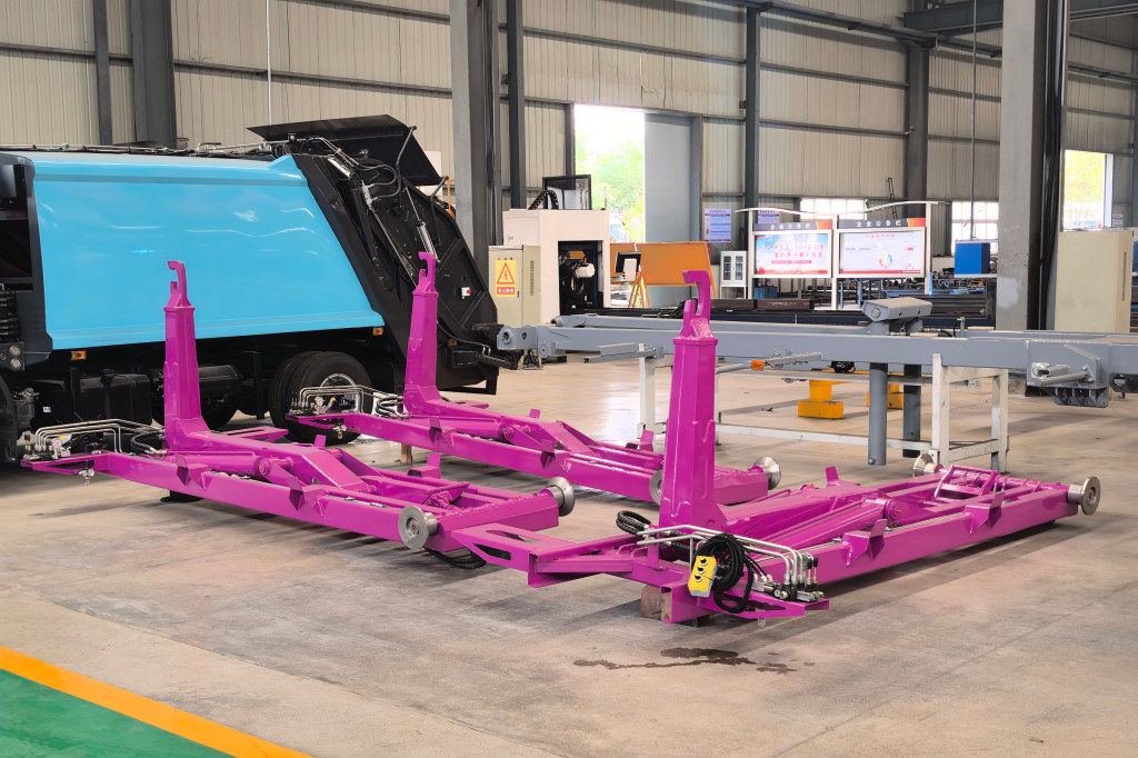 Philippines 3 sets 8Ton Hooklift truck bodies system