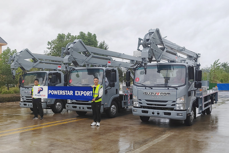 3 unit Isuzu KV100 man lifter truck are export to kazakhstan